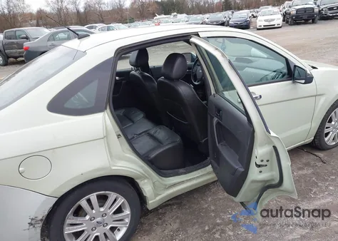 2010 Ford Focus Sel from USA, damaged, VIN 1FAHP3HN3AW104776